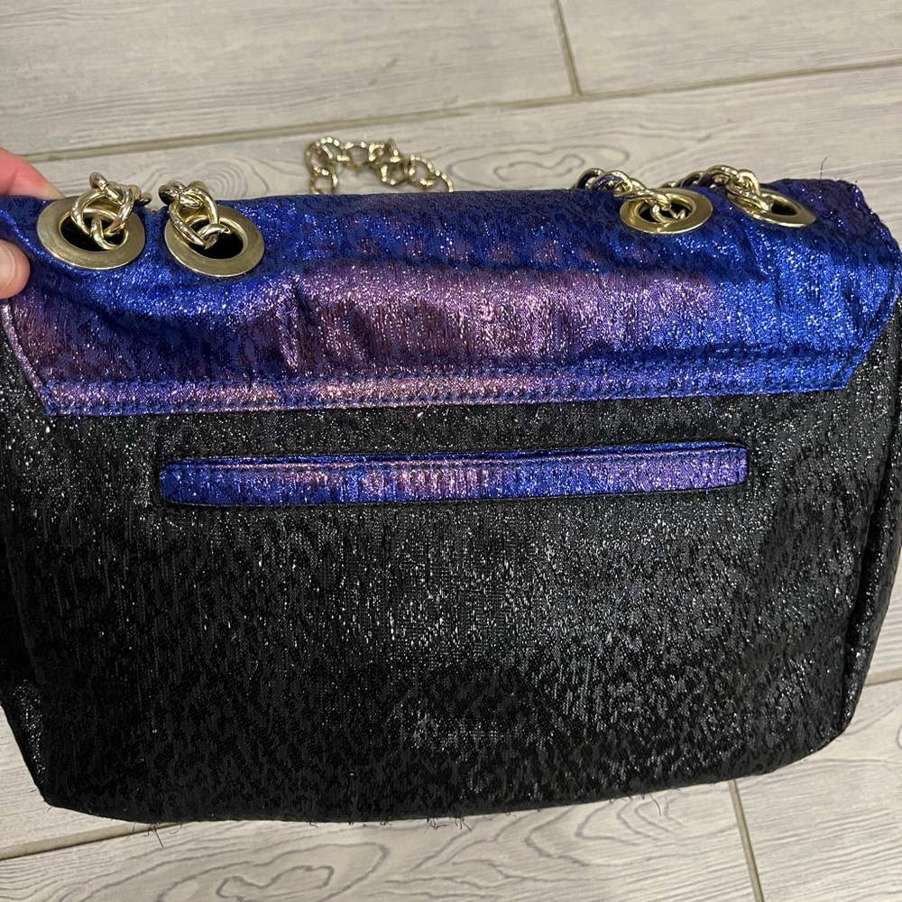 Betsey Johnson Black and Iridescent Blue/Purple Lightning Bolt Bowie Bag Rare - Picture 6 of 12